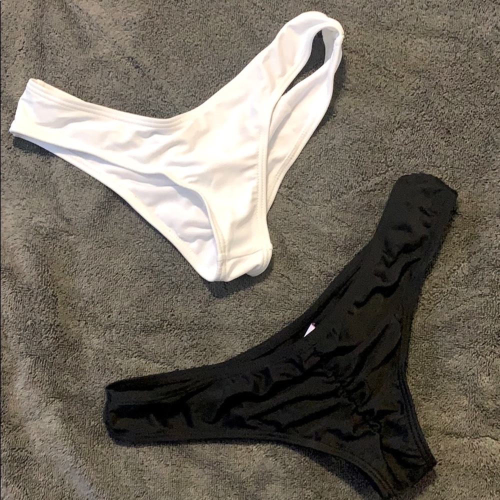 Thong swimwear bottoms